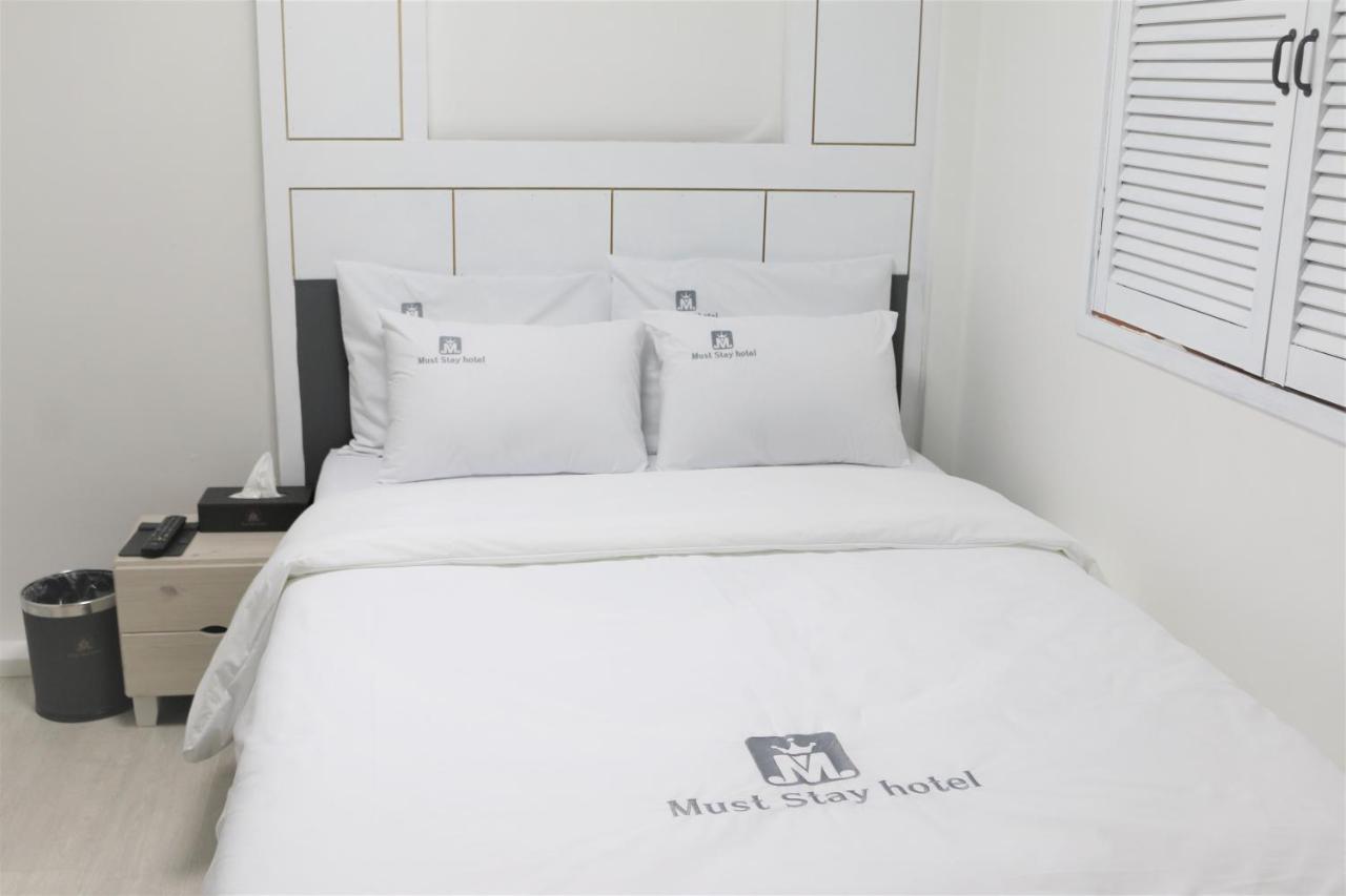 Must Stay Hotel Сеул Экстерьер фото